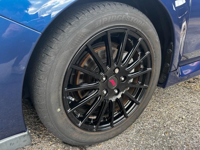 レヴォーグ １．６ＧＴアイサイト　４ＷＤ　ターボ　ナビＴＶ　ＢＴ　衝突被害軽減ブレーキ　Ｆスポイラー　ＥＴＣ　スマートキー　オートライト　オートＡＣ　クルコン　パドルシフト　レーンキープ　ＴＲＣ　１７アルミ　Ｂカメラ　プッシュスタート（65枚目）