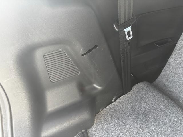 アルト ＶＰ　５ＡＧＳ　１４インチアルミ　キーレス　ＣＤ　運転席・助手席エアバッグ　エアコン　パワステ（32枚目）