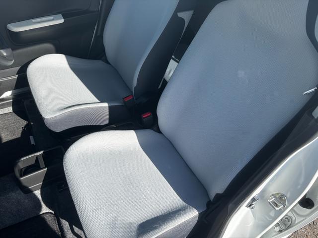 アルト ＶＰ　５ＡＧＳ　１４インチアルミ　キーレス　ＣＤ　運転席・助手席エアバッグ　エアコン　パワステ（40枚目）