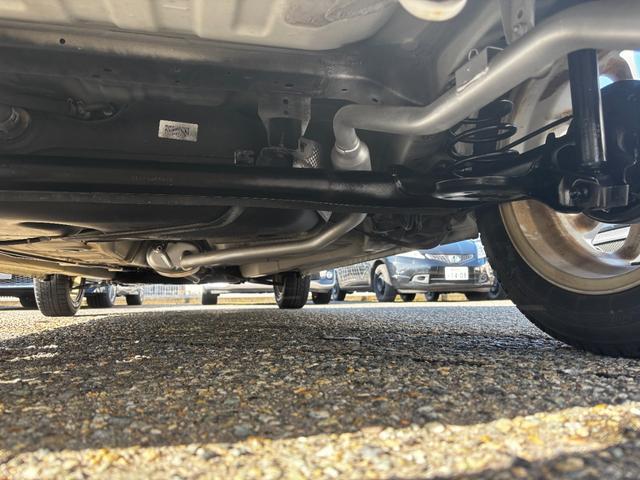 アルト ＶＰ　５ＡＧＳ　１４インチアルミ　キーレス　ＣＤ　運転席・助手席エアバッグ　エアコン　パワステ（58枚目）