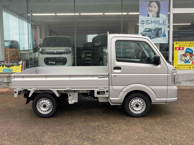 キャリイトラック 　４ＷＤ　軽トラック　ＭＴ　クリアランスソナー　アイドリングストップ　ＥＳＣ　エアコン　パワーウィンドウ　運転席エアバッグ　助手席エアバッグ（16枚目）