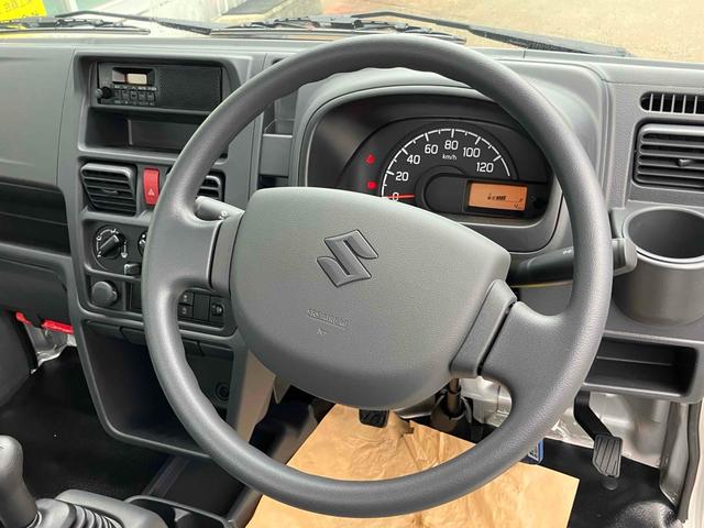 キャリイトラック 　４ＷＤ　軽トラック　ＭＴ　クリアランスソナー　アイドリングストップ　ＥＳＣ　エアコン　パワーウィンドウ　運転席エアバッグ　助手席エアバッグ（30枚目）