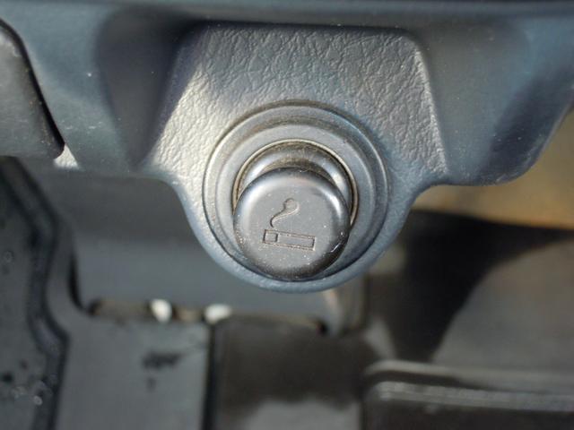 アクティトラック SDX 4WD 5M/T 走行距離4.3万Km 車検整備付き スタッドレスタイヤホイールセット付き ヘッドライトレベライザー シュガーソケット パワステ(13枚目)