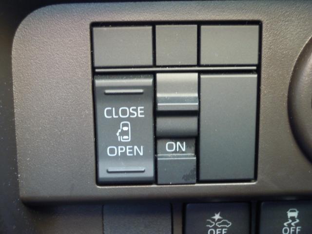 ルーミー Ｘ　４ＷＤ　ＣＶＴ　令和４年車　走行距離１．４万ｋｍ　片側パワースライドドア　スマートアシスト　ＥＴＣ　パワステ　クリアランスソナー　オートライト　電動格納ミラー　スマートキー　車検整備付き（6枚目）