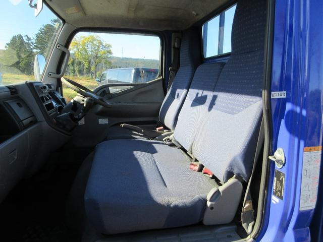 キャンターガッツ 1.5トントラック4WD リヤシングルタイヤ(11枚目)