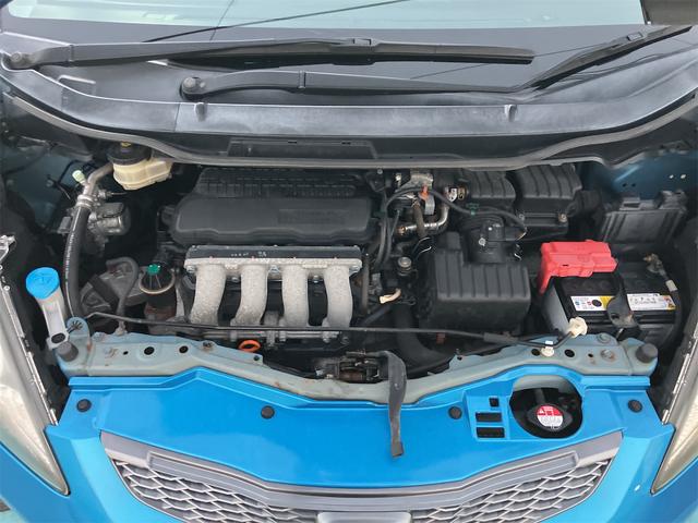 フィット L スマートスタイルエディション ドライブレコーダー ETC バックカメラ ナビ TV アルミホイール HID スマートキー 電動格納ミラー CVT 盗難防止システム 衝突安全ボディ ABS CD エアコン パワーステアリング(18枚目)