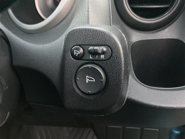 フィット L スマートスタイルエディション ドライブレコーダー ETC バックカメラ ナビ TV アルミホイール HID スマートキー 電動格納ミラー CVT 盗難防止システム 衝突安全ボディ ABS CD エアコン パワーステアリング(28枚目)