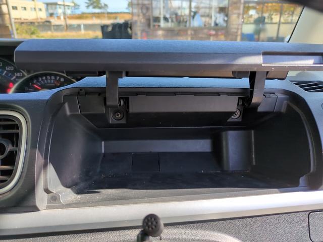 シフォン カスタムＲＳ　リミテッド　スマートアシスト　９インチナビ　テレビ　バックカメラ　ＥＴＣ　　両側電動スライド　スマートキー２個　スマアシ（23枚目）