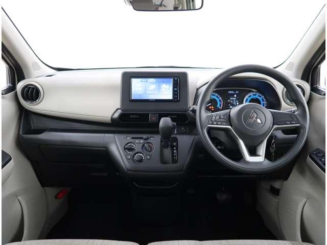 �@�\�I�Ŏg���₷���A�O�������Ȃ��f�U�C���̃C���p�l���ł��B