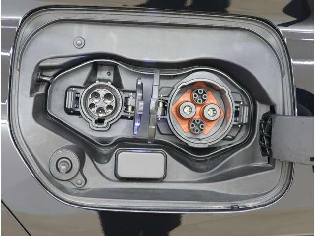 エクリプスクロスＰＨＥＶ ブラックエディション　スマホ連携ナビ　全周囲カメラ　社有車ＵＰ（13枚目）