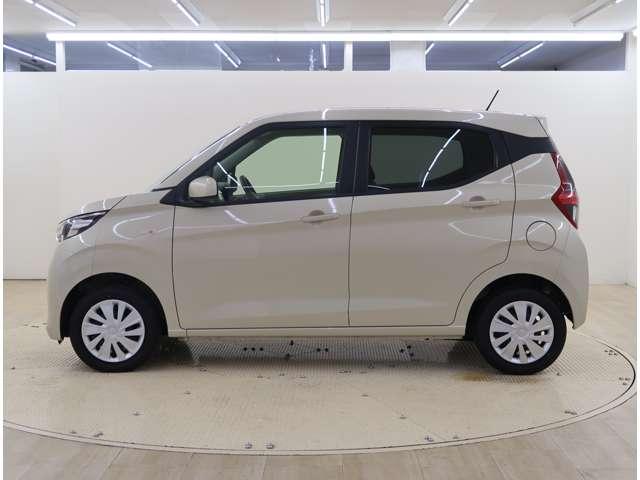 eKワゴン M メモリーナビ ETC ワンセグTV 社有車UP 禁煙車 衝突被害軽減ブレーキ 横滑り防止装置 レーンキープアシスト アクセル踏み間違い防止装置(6枚目)