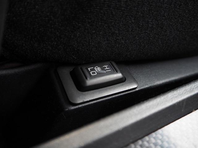 デリカD:5 D パワーパッケージ 4WD 9インチナビ 後席M ボディリフト 両側Pスラ MKW16AW 社外ボンネット サブバッテリー FFヒーター 社外マフラー ルーフラック JAOSリアラダー シートヒーター コーナーセンサー(18枚目)