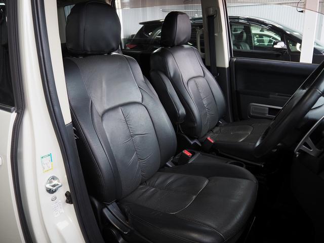 デリカＤ：５ Ｄ　パワーパッケージ　４ＷＤ　純正９インチナビ　後席モニター　両側パワスラ　前席シートヒーター　地デジ　Ｂカメラ　ＥＴＣ　クルコン　ステアスイッチ　パドルシフト　７人乗り　オートＡＣ　１８ＡＷ　ディーゼルＴ　シートカバー（8枚目）