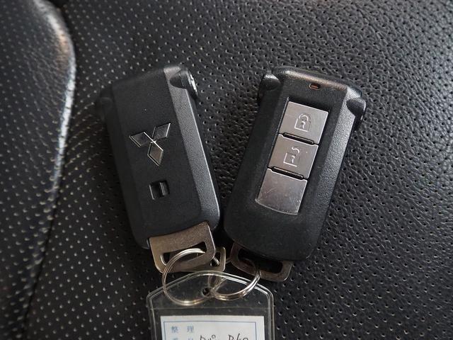 デリカＤ：５ Ｄ　パワーパッケージ　４ＷＤ　純正９インチナビ　後席モニター　両側パワスラ　前席シートヒーター　地デジ　Ｂカメラ　ＥＴＣ　クルコン　ステアスイッチ　パドルシフト　７人乗り　オートＡＣ　１８ＡＷ　ディーゼルＴ　シートカバー（19枚目）