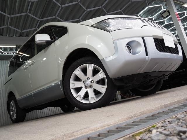 デリカＤ：５ Ｄ　パワーパッケージ　４ＷＤ　純正９インチナビ　後席モニター　両側パワスラ　前席シートヒーター　地デジ　Ｂカメラ　ＥＴＣ　クルコン　ステアスイッチ　パドルシフト　７人乗り　オートＡＣ　１８ＡＷ　ディーゼルＴ　シートカバー（25枚目）