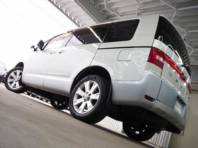 デリカＤ：５ Ｄ　パワーパッケージ　４ＷＤ　純正９インチナビ　後席モニター　両側パワスラ　前席シートヒーター　地デジ　Ｂカメラ　ＥＴＣ　クルコン　ステアスイッチ　パドルシフト　７人乗り　オートＡＣ　１８ＡＷ　ディーゼルＴ　シートカバー（30枚目）