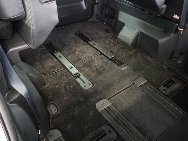 デリカＤ：５ Ｄ　パワーパッケージ　４ＷＤ　純正９インチナビ　後席モニター　両側パワスラ　前席シートヒーター　地デジ　Ｂカメラ　ＥＴＣ　クルコン　ステアスイッチ　パドルシフト　７人乗り　オートＡＣ　１８ＡＷ　ディーゼルＴ　シートカバー（54枚目）