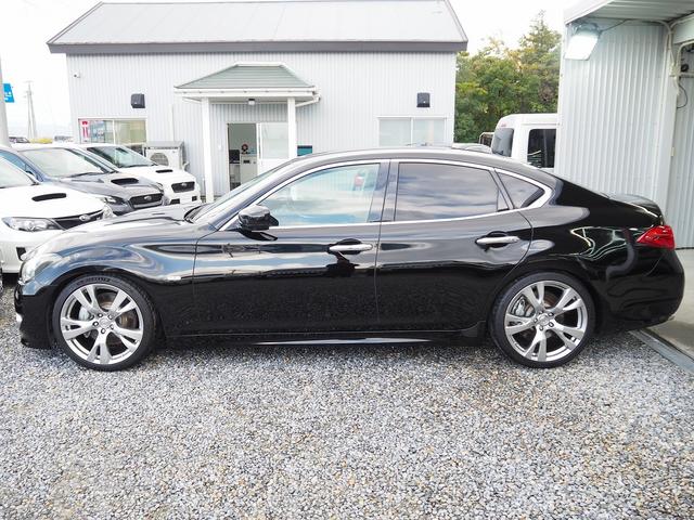 フーガ ３７０ＧＴ　タイプＳ　メーカーＨＤＤナビ　黒革　ＢＯＳＥ　ＢＬＩＴＺ車高調　柿本マフラー　２０ＡＷ　エアシート　シートヒーター　オットマン　Ｐシート　ＨＩＤ　ＬＥＤフォグ　ＥＴＣ　Ｂカメラ　地デジ　パドルシフト　クルコン（33枚目）