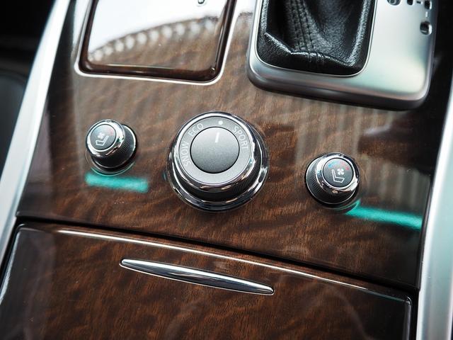 フーガ ３７０ＧＴ　タイプＳ　メーカーＨＤＤナビ　黒革　ＢＯＳＥ　ＢＬＩＴＺ車高調　柿本マフラー　２０ＡＷ　エアシート　シートヒーター　オットマン　Ｐシート　ＨＩＤ　ＬＥＤフォグ　ＥＴＣ　Ｂカメラ　地デジ　パドルシフト　クルコン（58枚目）