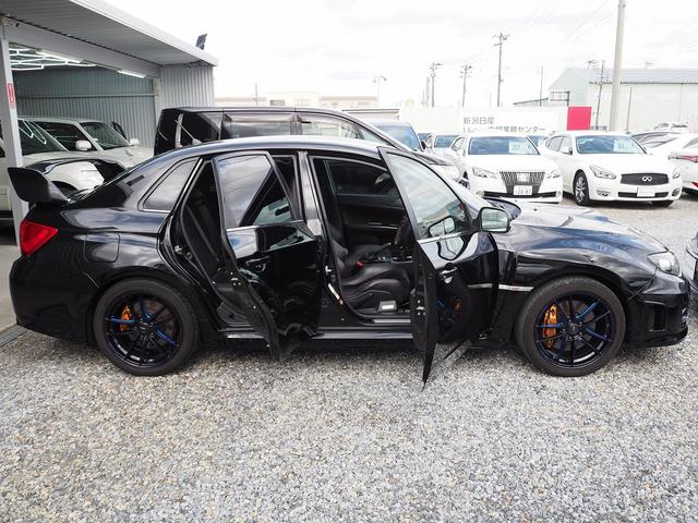 インプレッサ WRX STi スペックC 4WD OPレカロシート 6MT ゴールド塗装ブレンボ STi4本出しマフラー STiタワーバー Fドラレコ WedsSport18AW HID フォグ キーレス SI-DRIVE 追加メーター(31枚目)