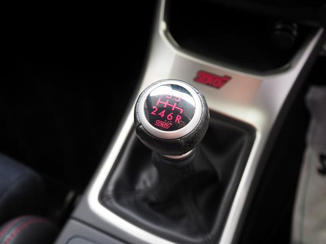 インプレッサ WRX STi スペックC 4WD OPレカロシート 6MT ゴールド塗装ブレンボ STi4本出しマフラー STiタワーバー Fドラレコ WedsSport18AW HID フォグ キーレス SI-DRIVE 追加メーター(64枚目)