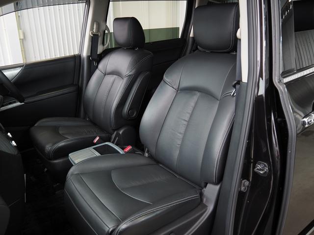 エルグランド ライダー ブラックライン 黒本革シート メーカーHDDナビ 後席モニター BOSE サンルーフ 黒革 両側パワスラ Pバックドア シートヒーター Fエアロ クルコン 地デジ 全周囲M オットマン LEDヘッドL ETC コーナーセンサー(9枚目)