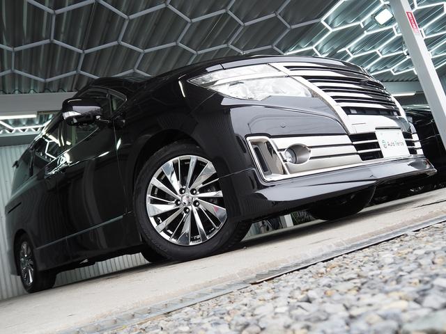 エルグランド ライダー ブラックライン 黒本革シート メーカーHDDナビ 後席モニター BOSE サンルーフ 黒革 両側パワスラ Pバックドア シートヒーター Fエアロ クルコン 地デジ 全周囲M オットマン LEDヘッドL ETC コーナーセンサー(25枚目)