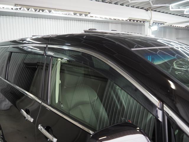 エルグランド ライダー ブラックライン 黒本革シート メーカーHDDナビ 後席モニター BOSE サンルーフ 黒革 両側パワスラ Pバックドア シートヒーター Fエアロ クルコン 地デジ 全周囲M オットマン LEDヘッドL ETC コーナーセンサー(36枚目)