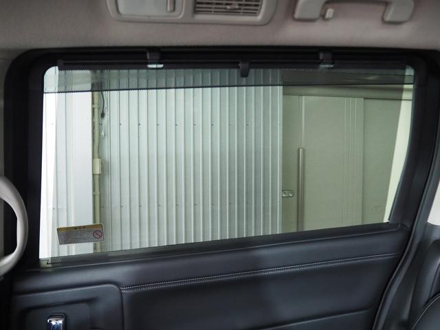 エルグランド ライダー ブラックライン 黒本革シート メーカーHDDナビ 後席モニター BOSE サンルーフ 黒革 両側パワスラ Pバックドア シートヒーター Fエアロ クルコン 地デジ 全周囲M オットマン LEDヘッドL ETC コーナーセンサー(52枚目)