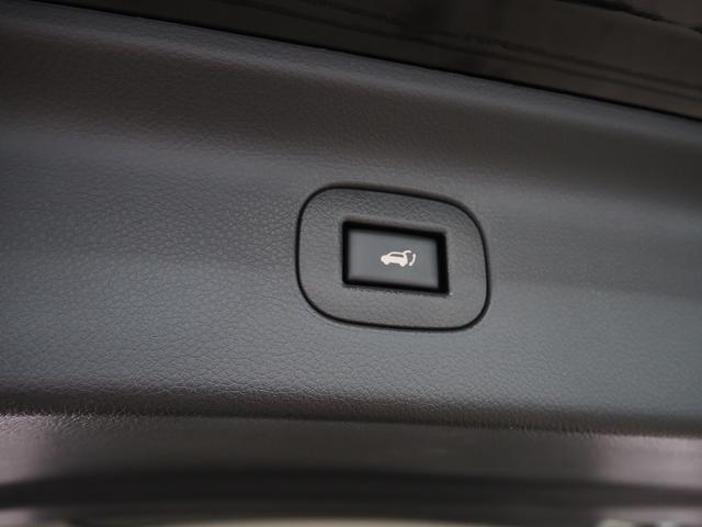 エルグランド ライダー ブラックライン 黒本革シート メーカーHDDナビ 後席モニター BOSE サンルーフ 黒革 両側パワスラ Pバックドア シートヒーター Fエアロ クルコン 地デジ 全周囲M オットマン LEDヘッドL ETC コーナーセンサー(58枚目)