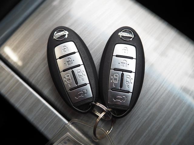 エルグランド ライダー ブラックライン 黒本革シート メーカーHDDナビ 後席モニター BOSE サンルーフ 黒革 両側パワスラ Pバックドア シートヒーター Fエアロ クルコン 地デジ 全周囲M オットマン LEDヘッドL ETC コーナーセンサー(66枚目)