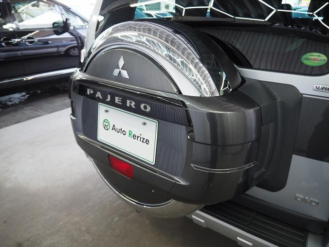 パジェロ ロング　スーパーエクシード　４ＷＤ　純正ＳＤナビ　黒革　シートヒーター　ロックフォード　ＥＴＣ　ウッドコンビＨ　ステアスイッチ　地デジ　Ｂカメラ　クルコン　ＨＩＤ　Ｂフォグ　キーレス　サイドステップ　ディーゼルＴ　純正１８ＡＷ（40枚目）