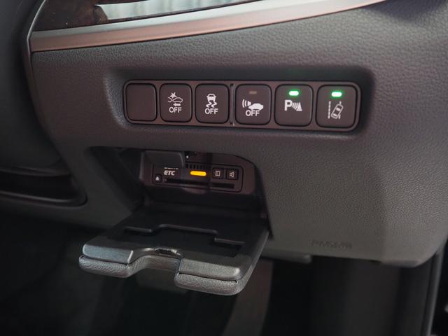 レジェンド ベースグレード　４ＷＤ　メーカーＨＤＤナビ　茶革　サンルーフ　ＫＲＥＬＬ　タイベル交換済　エアシート　シートヒーター　ステアヒーター　Ｆエアロ　外１９ＡＷ　ウッドコンビＨ　ＥＴＣ　コーナーセンサー　ＢＳＭ　ＣＭＢＳ（16枚目）