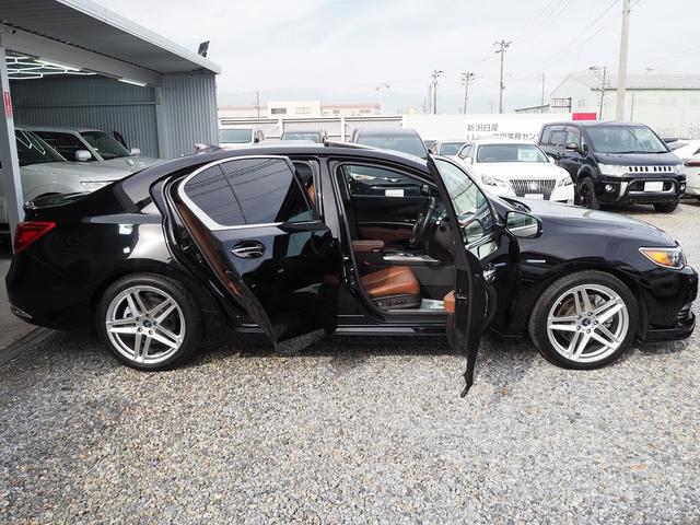 レジェンド ベースグレード　４ＷＤ　メーカーＨＤＤナビ　茶革　サンルーフ　ＫＲＥＬＬ　タイベル交換済　エアシート　シートヒーター　ステアヒーター　Ｆエアロ　外１９ＡＷ　ウッドコンビＨ　ＥＴＣ　コーナーセンサー　ＢＳＭ　ＣＭＢＳ（32枚目）