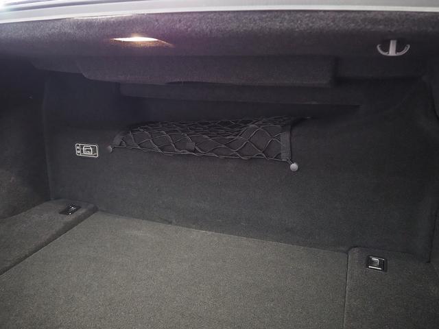 レジェンド ベースグレード　４ＷＤ　メーカーＨＤＤナビ　茶革　サンルーフ　ＫＲＥＬＬ　タイベル交換済　エアシート　シートヒーター　ステアヒーター　Ｆエアロ　外１９ＡＷ　ウッドコンビＨ　ＥＴＣ　コーナーセンサー　ＢＳＭ　ＣＭＢＳ（52枚目）