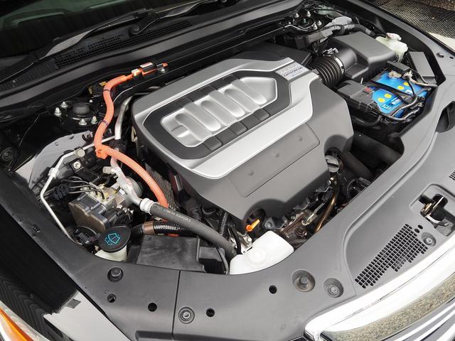 レジェンド ベースグレード　４ＷＤ　メーカーＨＤＤナビ　茶革　サンルーフ　ＫＲＥＬＬ　タイベル交換済　エアシート　シートヒーター　ステアヒーター　Ｆエアロ　外１９ＡＷ　ウッドコンビＨ　ＥＴＣ　コーナーセンサー　ＢＳＭ　ＣＭＢＳ（79枚目）