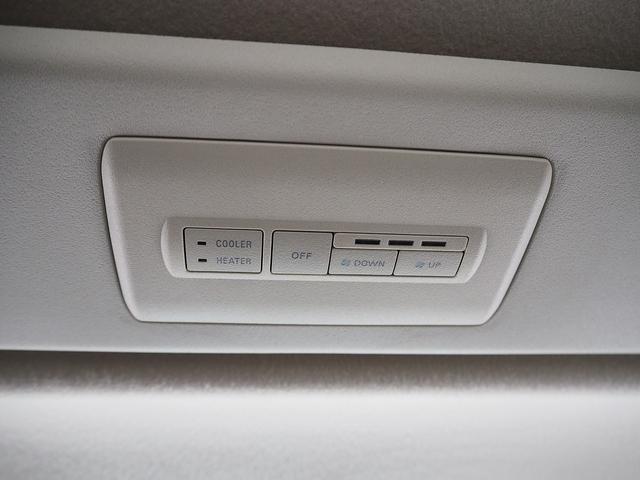 デリカＤ：５ Ｄ　パワーパッケージ　４ＷＤ　純正９インチナビ　両側パワスラ　前席シートヒーター　地デジ　Ｂカメラ　ＥＴＣ　社外マフラー　スマートキー　パドルシフト　ステアスイッチ　ブルバー　マッドフラップ　社外１６ＡＷ　整備記録簿付き（55枚目）