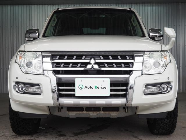 パジェロ ロング　スーパーエクシード　４ＷＤ　純正ＳＤナビ　黒革　サンルーフ　ロックフォード　シートヒーター　ウッドコンビＨ　ＥＴＣ　クルコン　地デジ　Ｂカメラ　コーナーセンサー　Ｆドラレコ　ディーゼルＴ　リアスポイラー　ＨＩＤ　Ｂフォグ（2枚目）