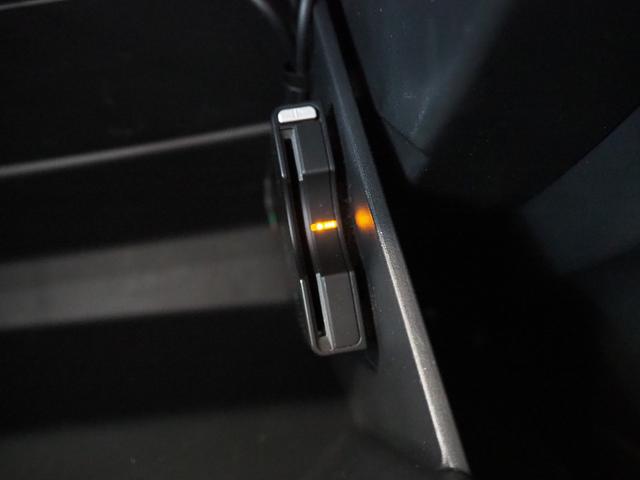 パジェロ ロング　スーパーエクシード　４ＷＤ　純正ＳＤナビ　黒革　サンルーフ　ロックフォード　シートヒーター　ウッドコンビＨ　ＥＴＣ　クルコン　地デジ　Ｂカメラ　コーナーセンサー　Ｆドラレコ　ディーゼルＴ　リアスポイラー　ＨＩＤ　Ｂフォグ（17枚目）