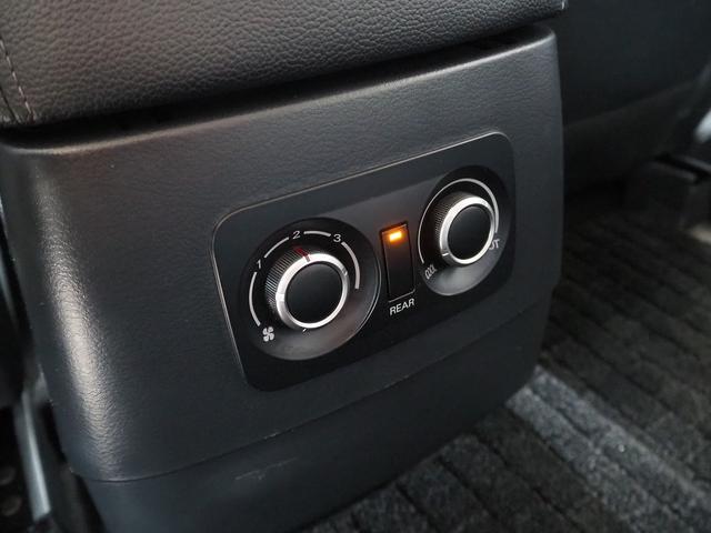 パジェロ ロング　スーパーエクシード　４ＷＤ　純正ＳＤナビ　黒革　サンルーフ　ロックフォード　シートヒーター　ウッドコンビＨ　ＥＴＣ　クルコン　地デジ　Ｂカメラ　コーナーセンサー　Ｆドラレコ　ディーゼルＴ　リアスポイラー　ＨＩＤ　Ｂフォグ（48枚目）