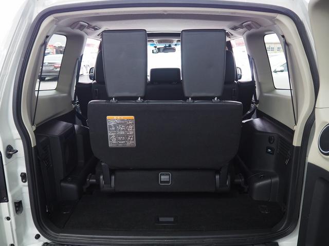 パジェロ ロング　スーパーエクシード　４ＷＤ　純正ＳＤナビ　黒革　サンルーフ　ロックフォード　シートヒーター　ウッドコンビＨ　ＥＴＣ　クルコン　地デジ　Ｂカメラ　コーナーセンサー　Ｆドラレコ　ディーゼルＴ　リアスポイラー　ＨＩＤ　Ｂフォグ（52枚目）