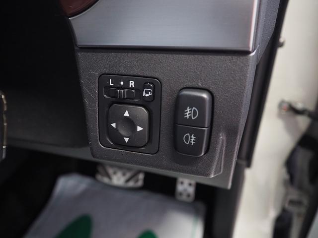 パジェロ ロング　スーパーエクシード　４ＷＤ　純正ＳＤナビ　黒革　サンルーフ　ロックフォード　シートヒーター　ウッドコンビＨ　ＥＴＣ　クルコン　地デジ　Ｂカメラ　コーナーセンサー　Ｆドラレコ　ディーゼルＴ　リアスポイラー　ＨＩＤ　Ｂフォグ（67枚目）