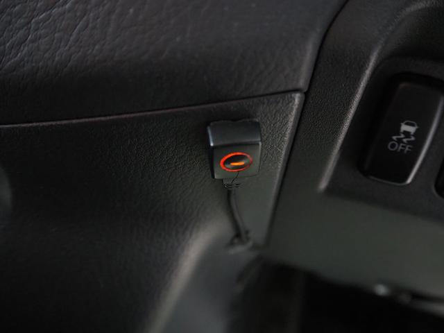 パジェロ ロング　スーパーエクシード　４ＷＤ　純正ＳＤナビ　黒革　サンルーフ　ロックフォード　シートヒーター　ウッドコンビＨ　ＥＴＣ　クルコン　地デジ　Ｂカメラ　コーナーセンサー　Ｆドラレコ　ディーゼルＴ　リアスポイラー　ＨＩＤ　Ｂフォグ（68枚目）