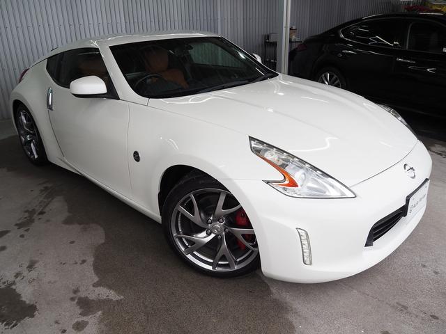 フェアレディＺ バージョンＳＴ　メーカーＨＤＤナビ　ハーフレザー　ＢＯＳＥサウンド　シートヒーター　パワーシート　パドルシフト　ステアスイッチ　純正１９ＡＷ　レッドキャリパー　純正３連メーター　地デジ　Ｂカメラ　ＥＴＣ　インテリキー（24枚目）