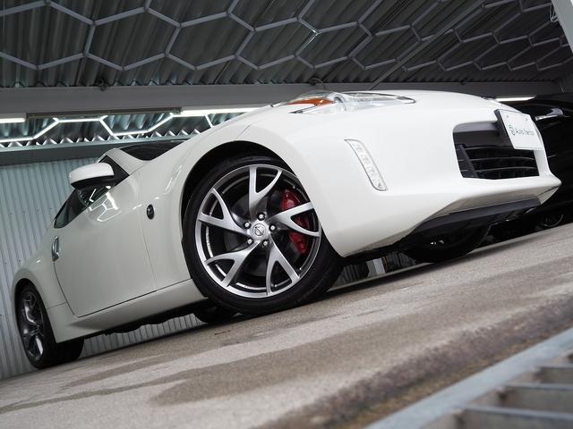 フェアレディＺ バージョンＳＴ　メーカーＨＤＤナビ　ハーフレザー　ＢＯＳＥサウンド　シートヒーター　パワーシート　パドルシフト　ステアスイッチ　純正１９ＡＷ　レッドキャリパー　純正３連メーター　地デジ　Ｂカメラ　ＥＴＣ　インテリキー（25枚目）