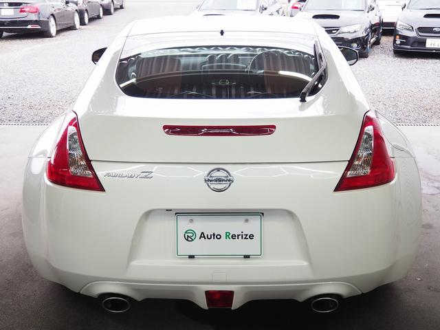 フェアレディＺ バージョンＳＴ　メーカーＨＤＤナビ　ハーフレザー　ＢＯＳＥサウンド　シートヒーター　パワーシート　パドルシフト　ステアスイッチ　純正１９ＡＷ　レッドキャリパー　純正３連メーター　地デジ　Ｂカメラ　ＥＴＣ　インテリキー（26枚目）