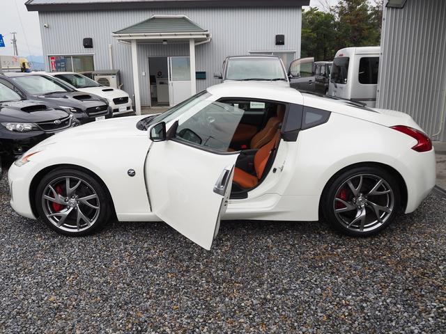 フェアレディＺ バージョンＳＴ　メーカーＨＤＤナビ　ハーフレザー　ＢＯＳＥサウンド　シートヒーター　パワーシート　パドルシフト　ステアスイッチ　純正１９ＡＷ　レッドキャリパー　純正３連メーター　地デジ　Ｂカメラ　ＥＴＣ　インテリキー（33枚目）