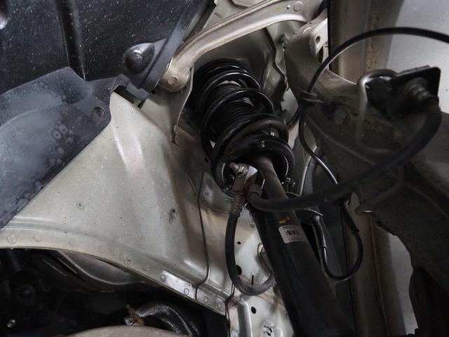 フェアレディＺ バージョンＳＴ　メーカーＨＤＤナビ　ハーフレザー　ＢＯＳＥサウンド　シートヒーター　パワーシート　パドルシフト　ステアスイッチ　純正１９ＡＷ　レッドキャリパー　純正３連メーター　地デジ　Ｂカメラ　ＥＴＣ　インテリキー（50枚目）