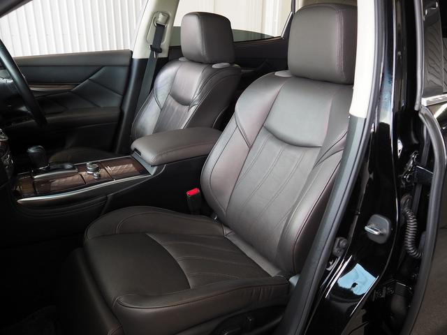 シーマ ハイブリッド　ＶＩＰ　Ｇ　メーカーＨＤＤナビ　後席Ｍ　ＢＯＳＥ　茶革　サンルーフ　エアシート　シートヒーター　レーダークルーズ　ＦＣＷ　ＬＤＷ　クルコン　電動シェード　車高調　２０ＡＷ　スエード調ルーフ　銀粉本木製インパネ（9枚目）