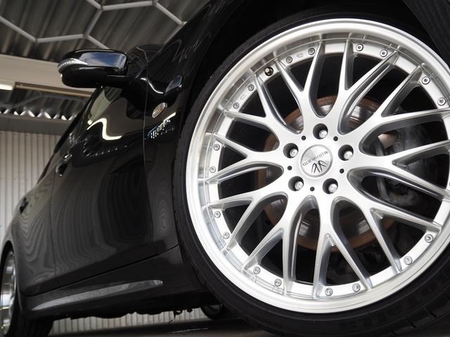 シーマ ハイブリッド　ＶＩＰ　Ｇ　メーカーＨＤＤナビ　後席Ｍ　ＢＯＳＥ　茶革　サンルーフ　エアシート　シートヒーター　レーダークルーズ　ＦＣＷ　ＬＤＷ　クルコン　電動シェード　車高調　２０ＡＷ　スエード調ルーフ　銀粉本木製インパネ（42枚目）